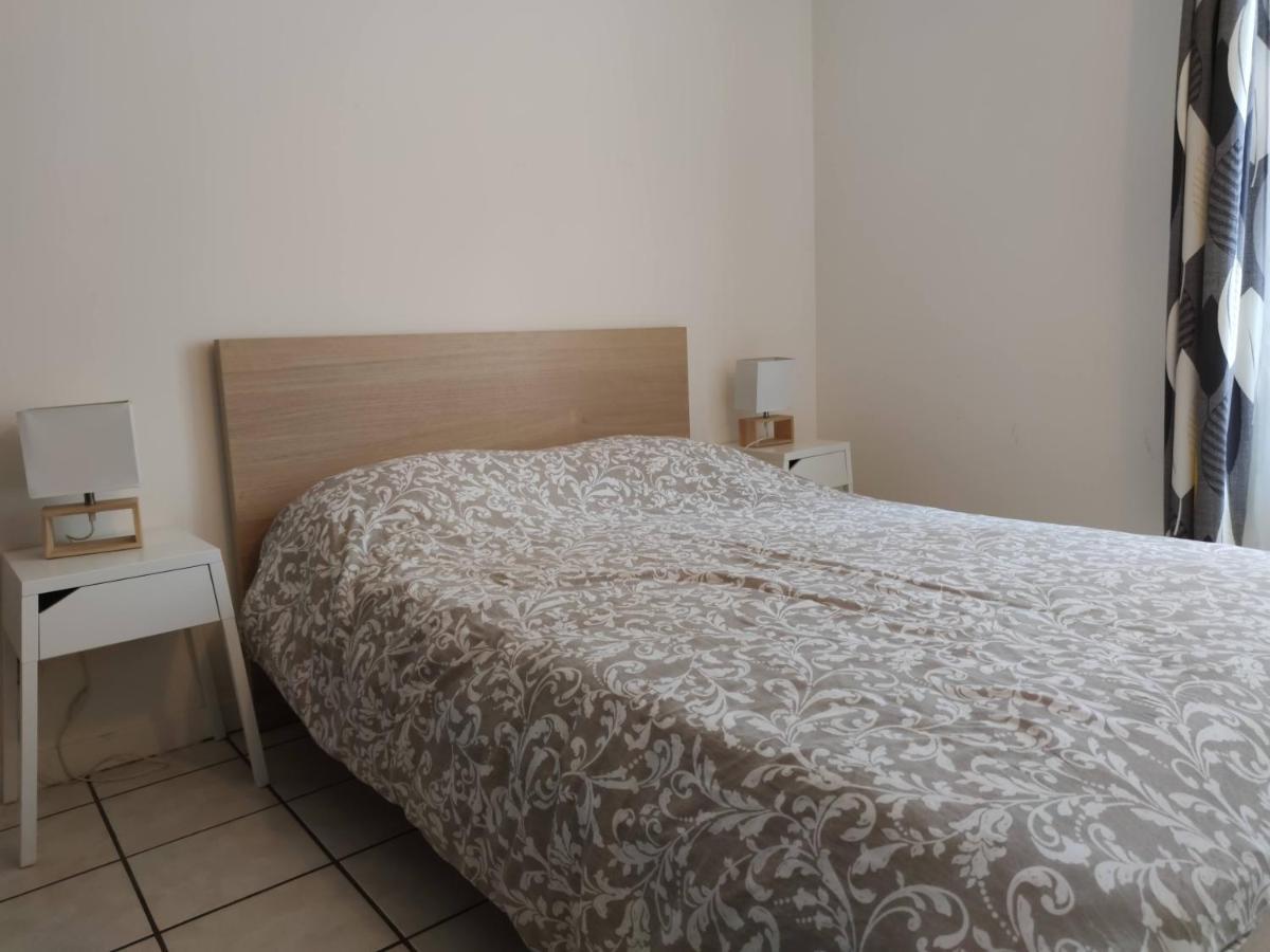 Modern 1 Bedroom Apartment Near The Metro. Ivry-sur-Seine Exterior foto